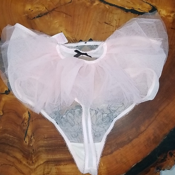 Thong  tulle New  never use - Picture 5 of 8